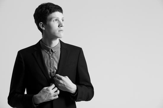 Saiba a diferença entre terno e costume