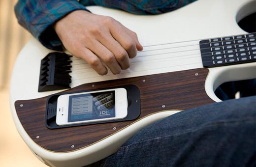 gTar – a “guitarrinha” do iPhone