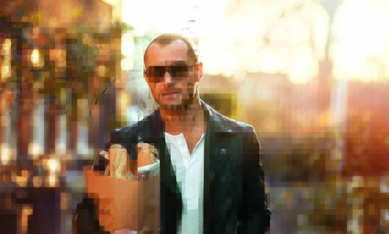 Vogue Eyewear lança coleção masculina