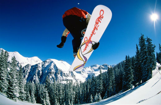 Pirate Movie Production apresenta UNIQUE 8m