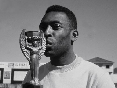 Video da marca PONY traz o Rei Pelé