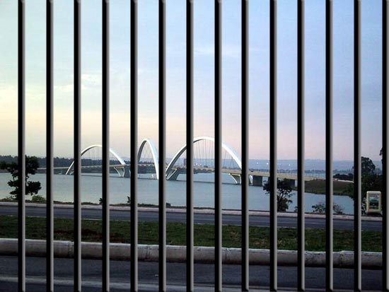 Penchata #3: Brasília, uma prisão a céu aberto