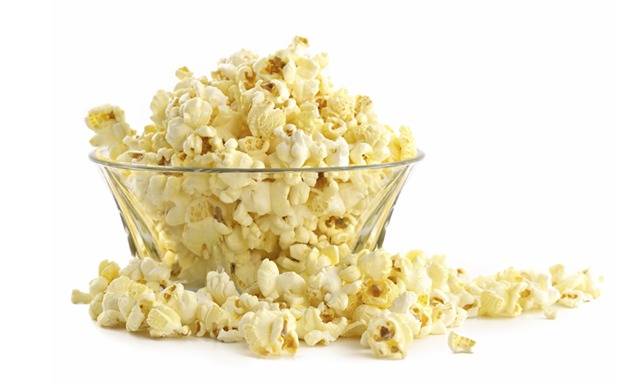 9 receitas de pipoca doce e salgada para acompanhar o jogo